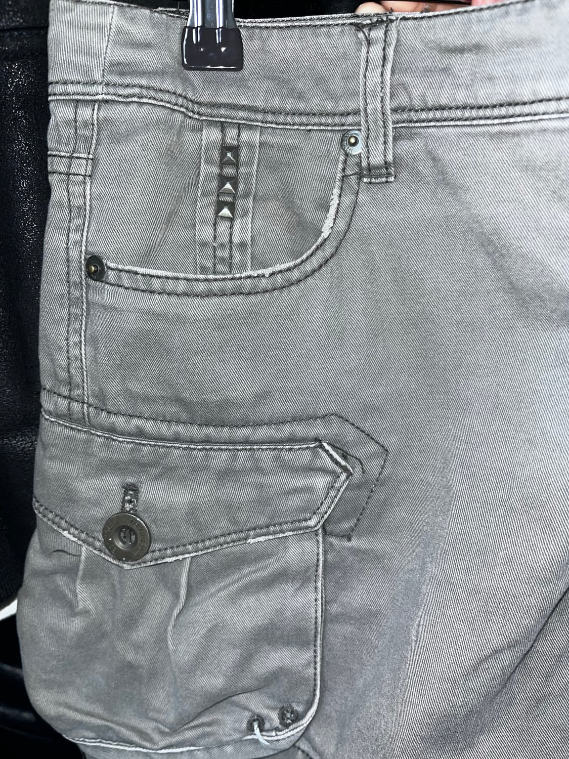 Y2k 펑크 스터드 포켓 디테일 카고치마 그레이 상품이미지3
