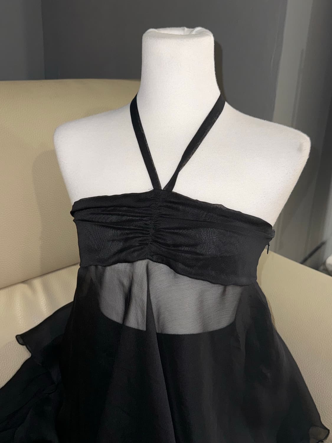 unbalance cutting halter-neck top 상품이미지2