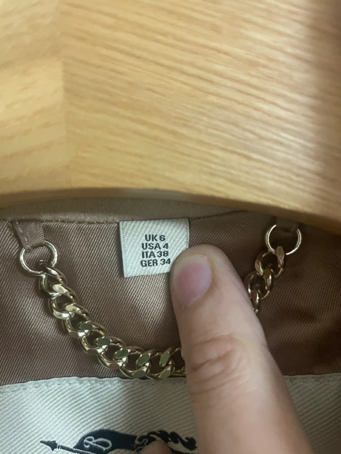 버버리 런던 켄싱턴 캐시미어 100% 겨울코트 상품이미지4