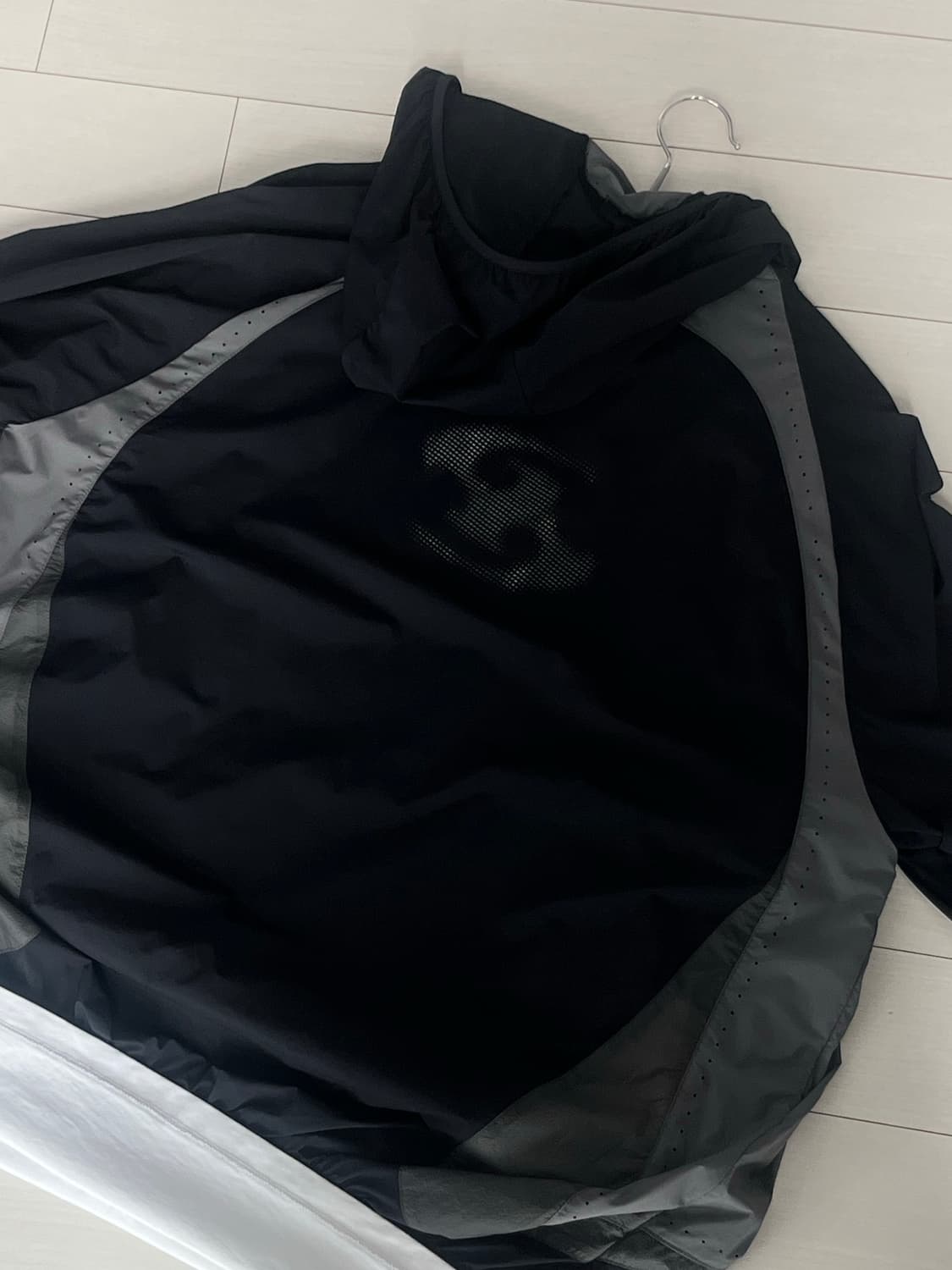 산산기어 러닝자켓 블랙 2사이즈 상품이미지2