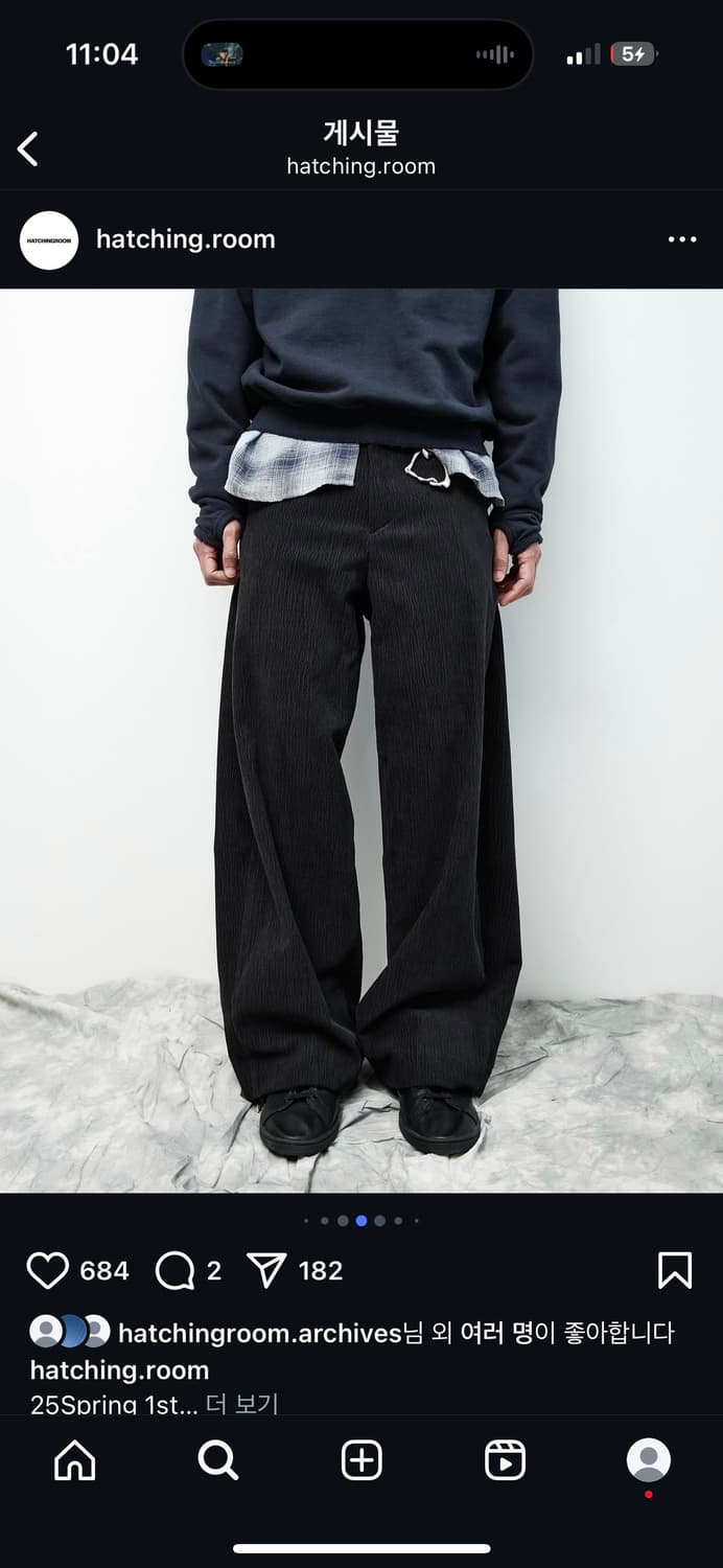 [택보유] 해칭룸 와이드 커브 트라우저 BumpuroyCharcoal 2 상품이미지1