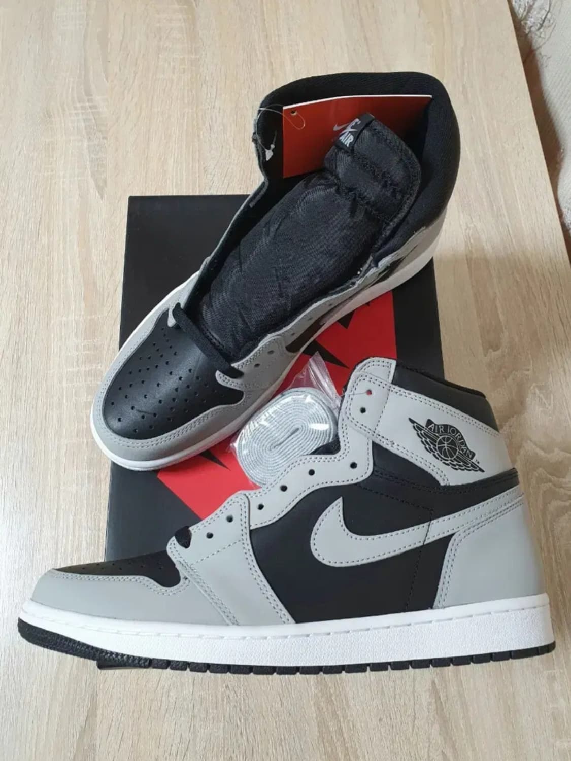 [290]조던1 하이 OG 쉐도우 2.0  상품이미지1