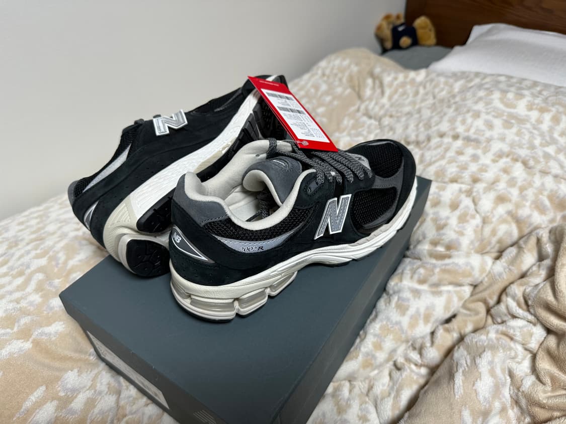 뉴발란스 2002RNC 프리미엄 빈티지블랙 265 새상품 상품이미지5