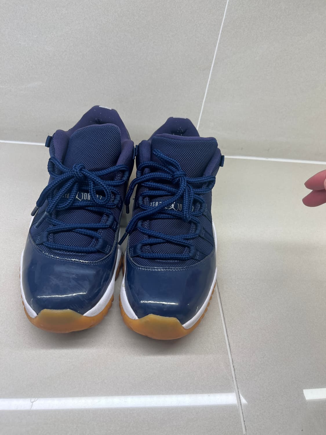 조던 11 레트로 로우 Midnight Navy 상품이미지2