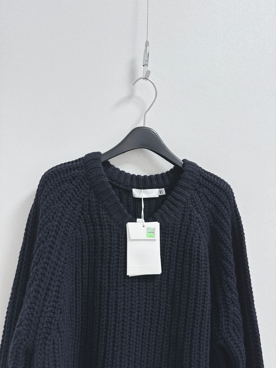 로우클래식 브이넥 니트 상품이미지6