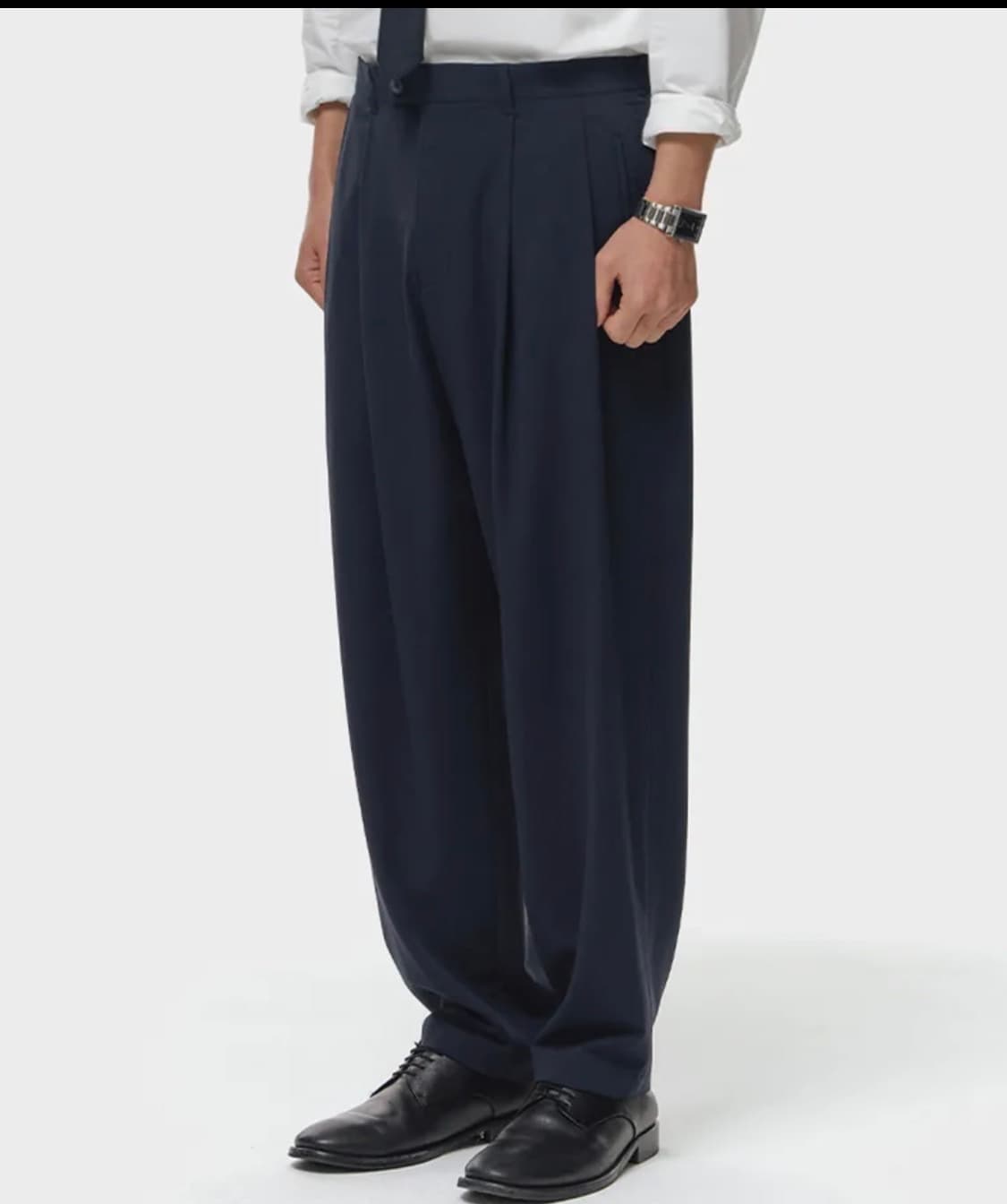 비얼디드키드 밴딩 실루엣 팬츠 네이비 M 상품이미지1