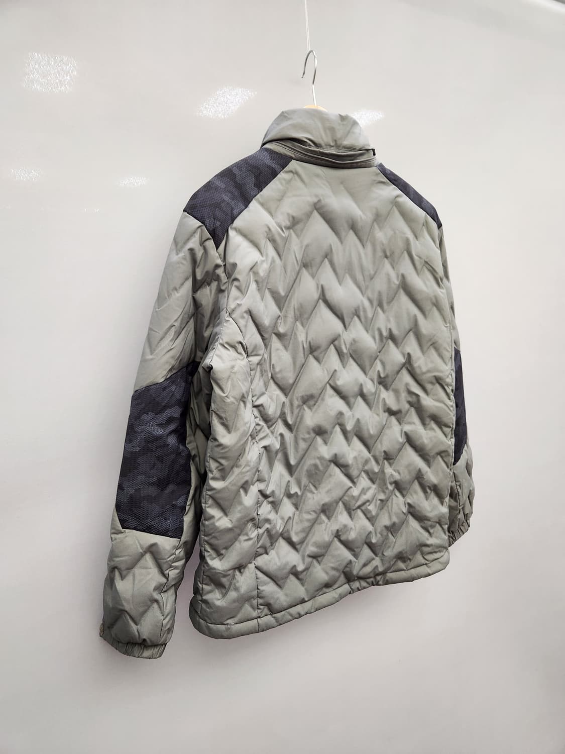 블랙야크 경량패딩 상품이미지6