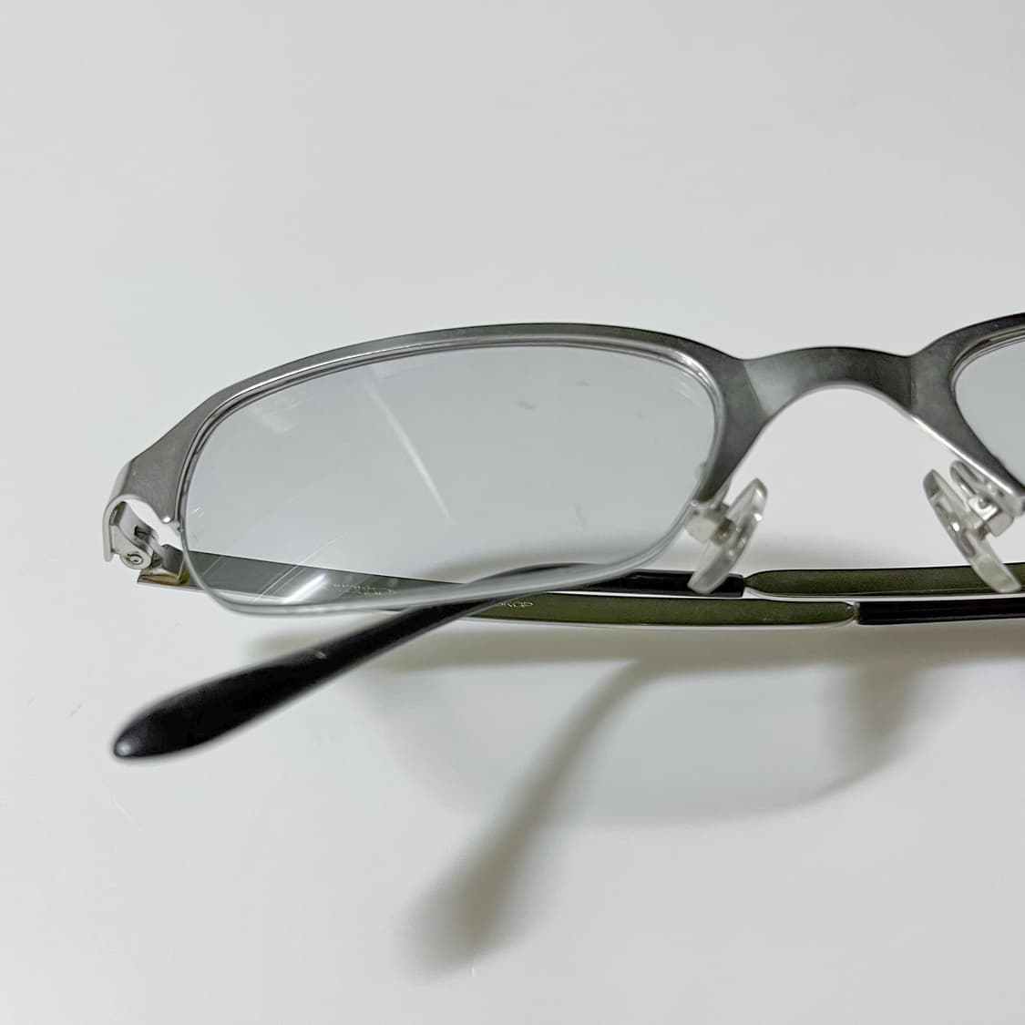 빈티지 실버 무광 반무테 안경 상품이미지4