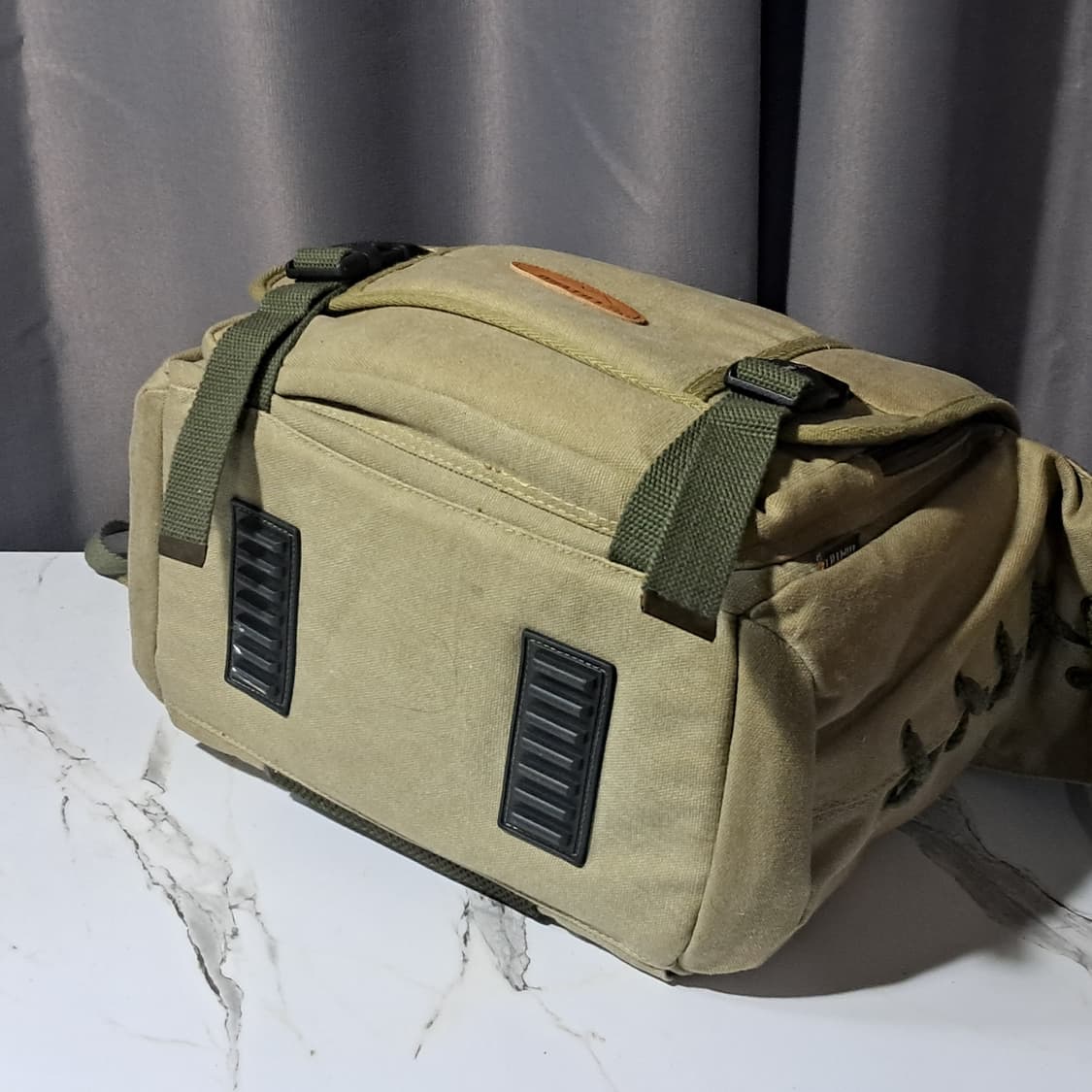 상태 좋은! 매틴 어드벤쳐 카메라 가방 크로스백 상품이미지4