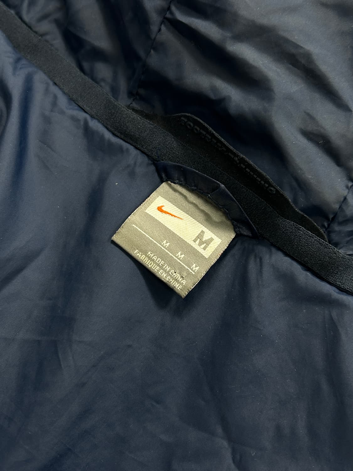 나이키 바르셀로나 경량패딩 점퍼 M  상품이미지9