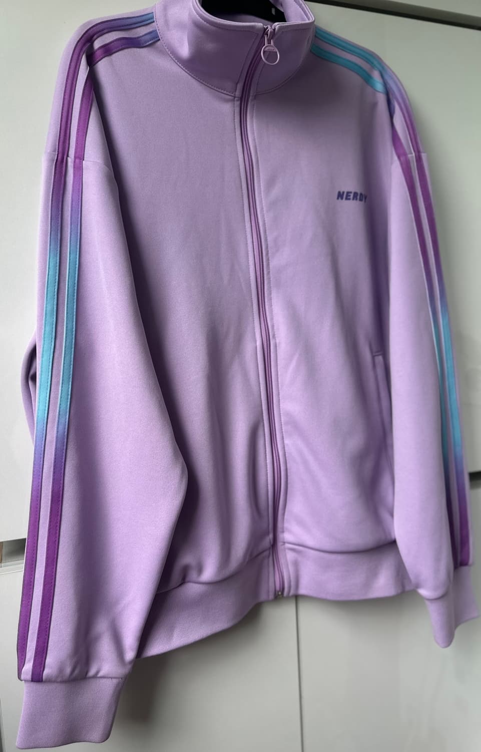 널디 NERDY 라일락 트랙탑 저지 남여공용 상품이미지4