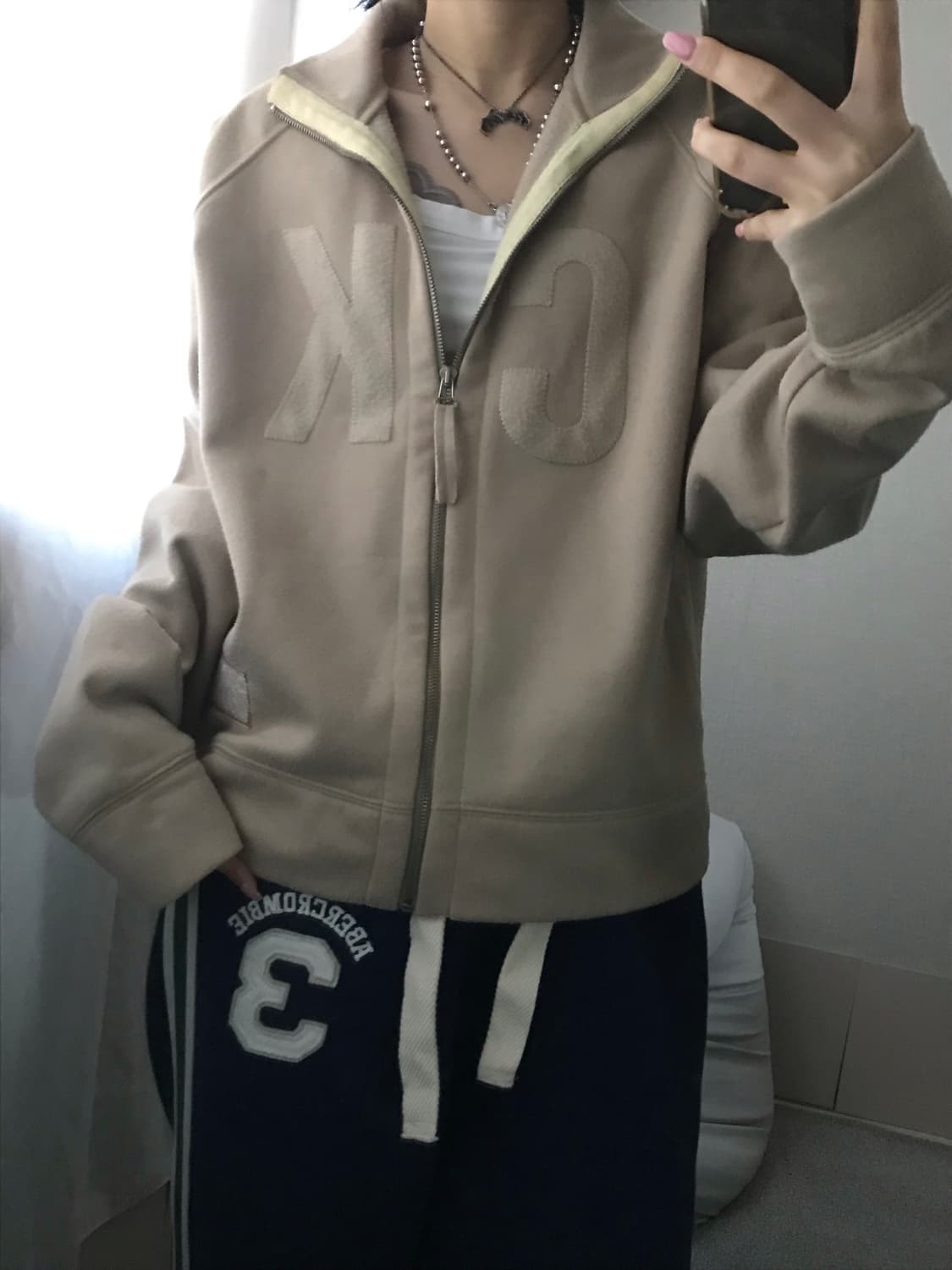 켈빈클라인 빅로고 면집업 상품이미지7