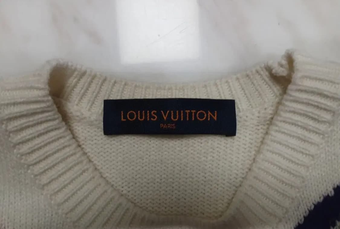루이비통 남성 여성공용 멀티컬러 플라워 니트 S 사이즈  상품이미지9