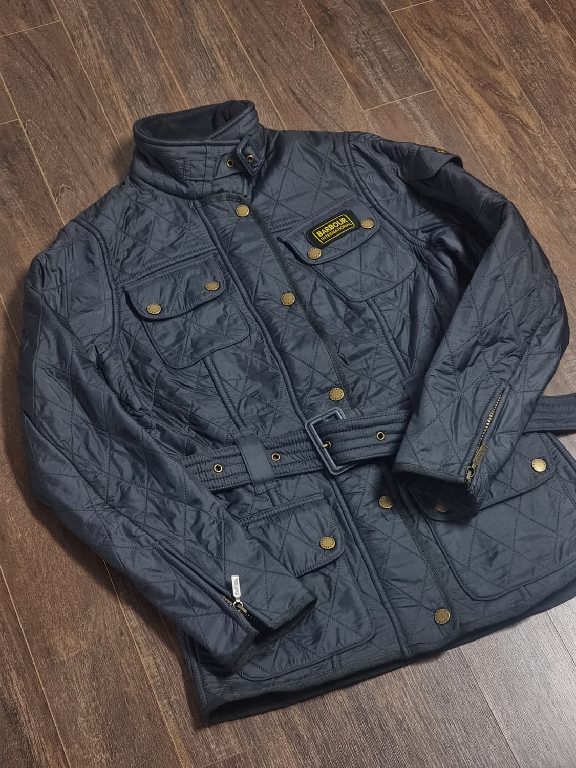 바버 인터네셔널 폴라퀼트 자켓 네이비 UK6 (44-44반) 상품이미지1