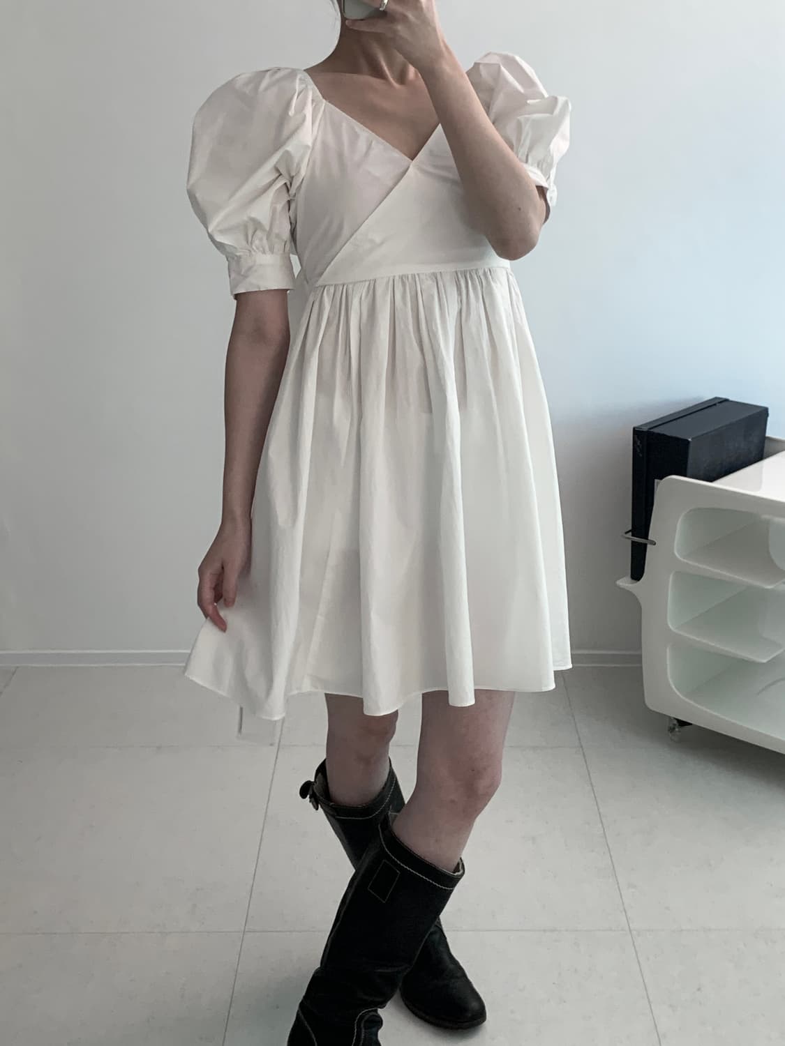 Ribbon Puff Mini Dress 상품이미지3