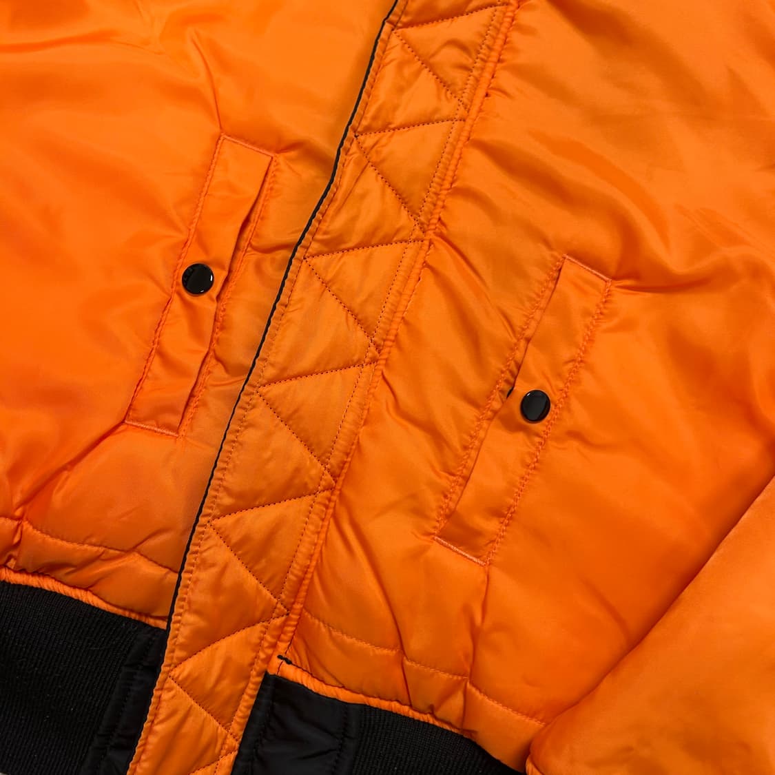 Alpha Industries MA-1 flight jacket 상품이미지7