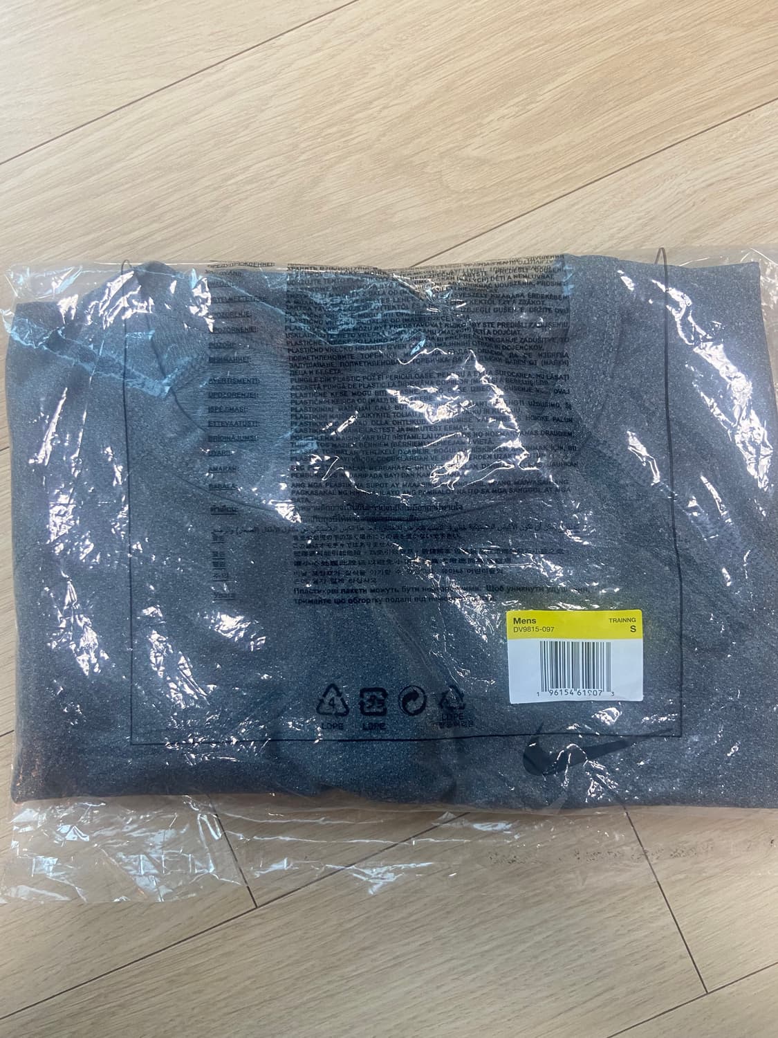 나이키 US Ready 드라이핏 반팔티 S 상품이미지4