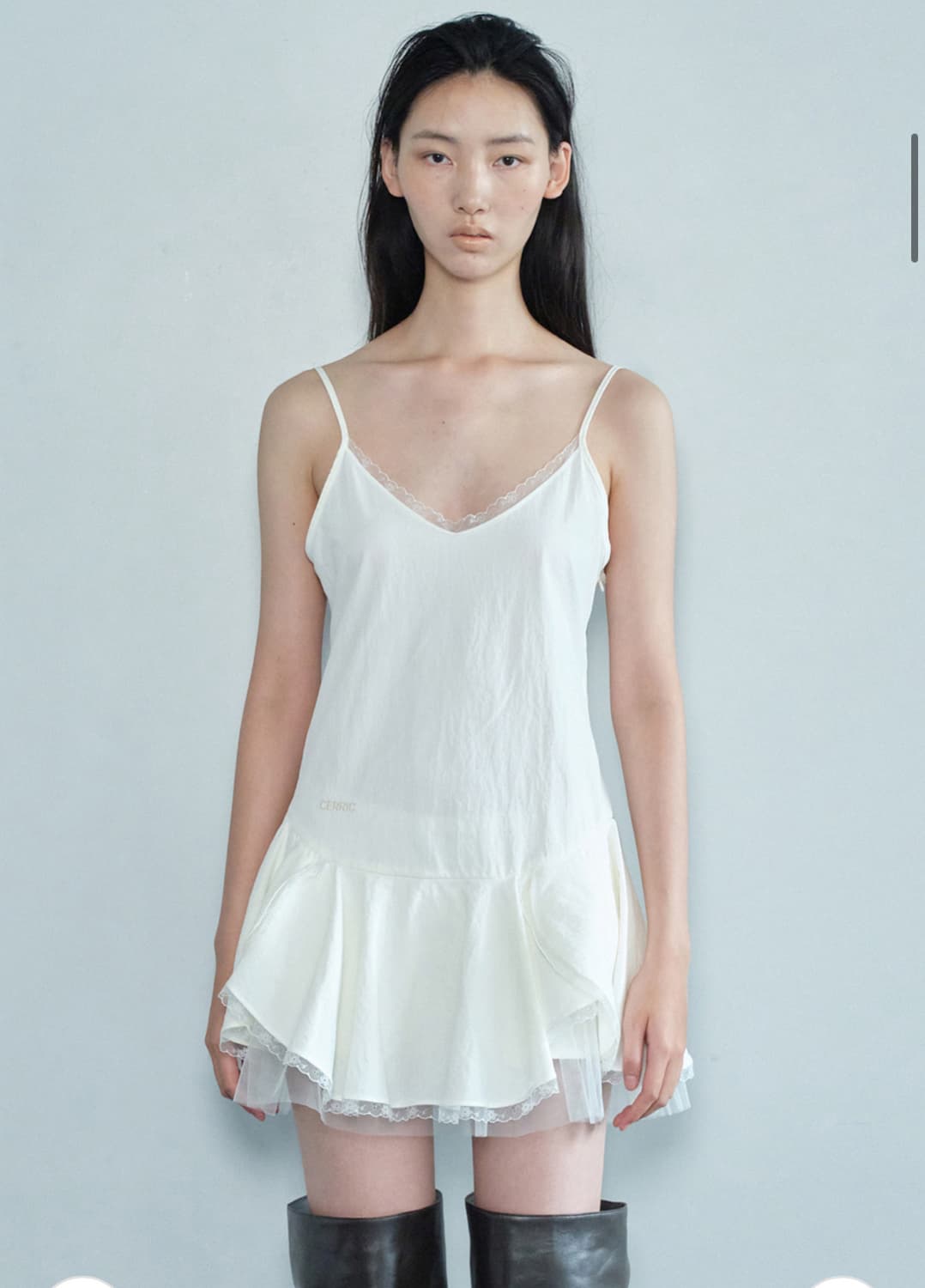 세릭 LACE FRILL DRESS / WHITE 상품이미지2