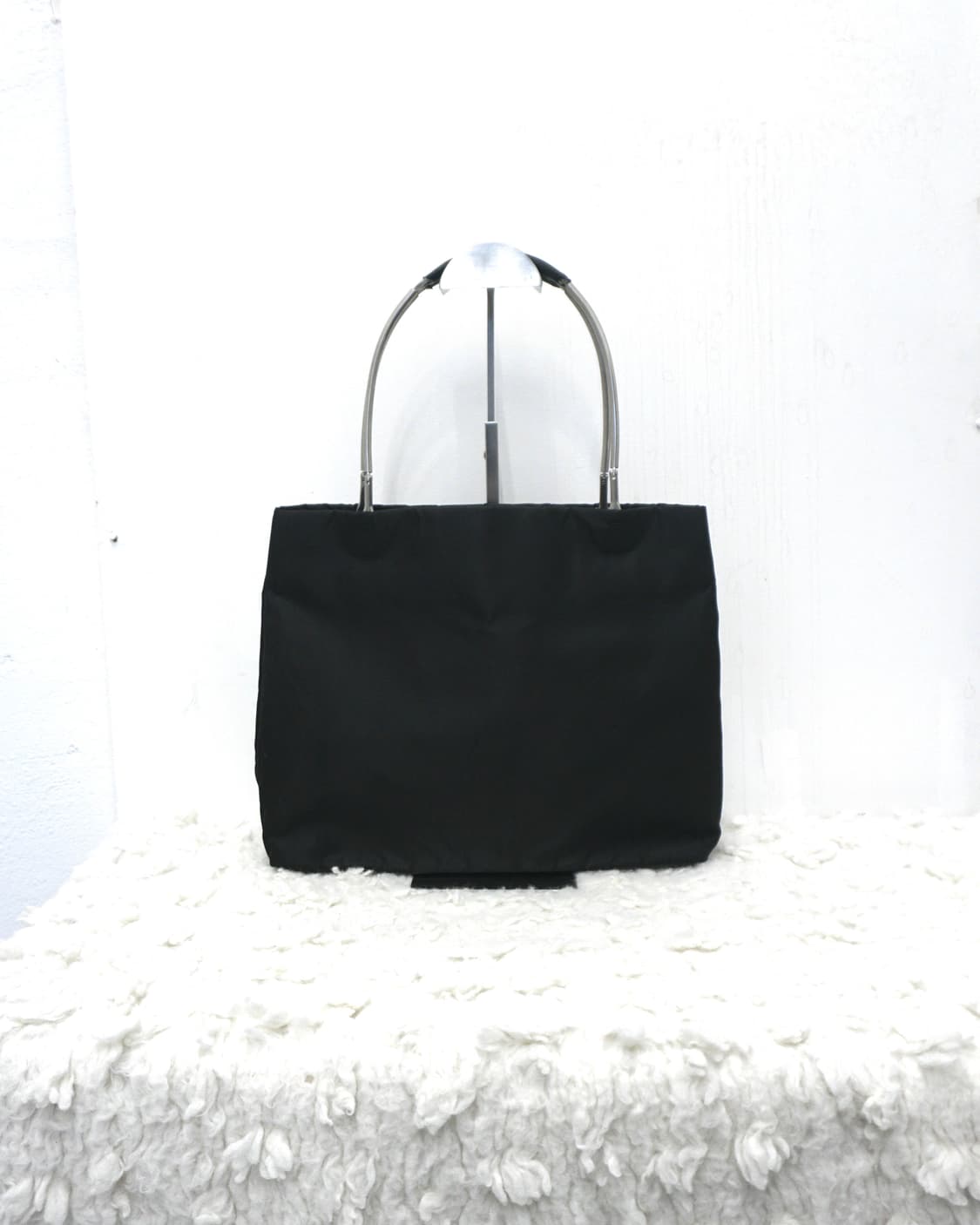 PRADA nylon metal handle tote bag  상품이미지3