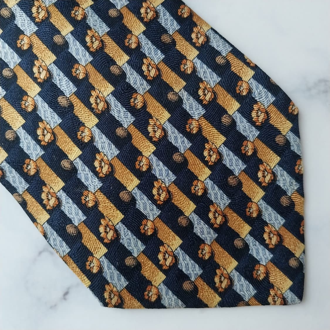 제냐 실크 네이비 기하 패턴 넥타이 10.1cm A+등급 K1791
 상품이미지7