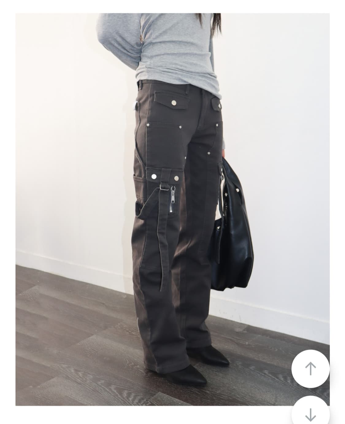 카고 로우라이즈 아일렛 스터드 패션 팬츠 원가 72000원 상품이미지1