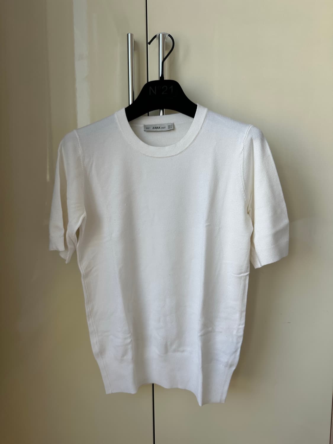 자라 니트 반팔 블랙/화이트 상품이미지3