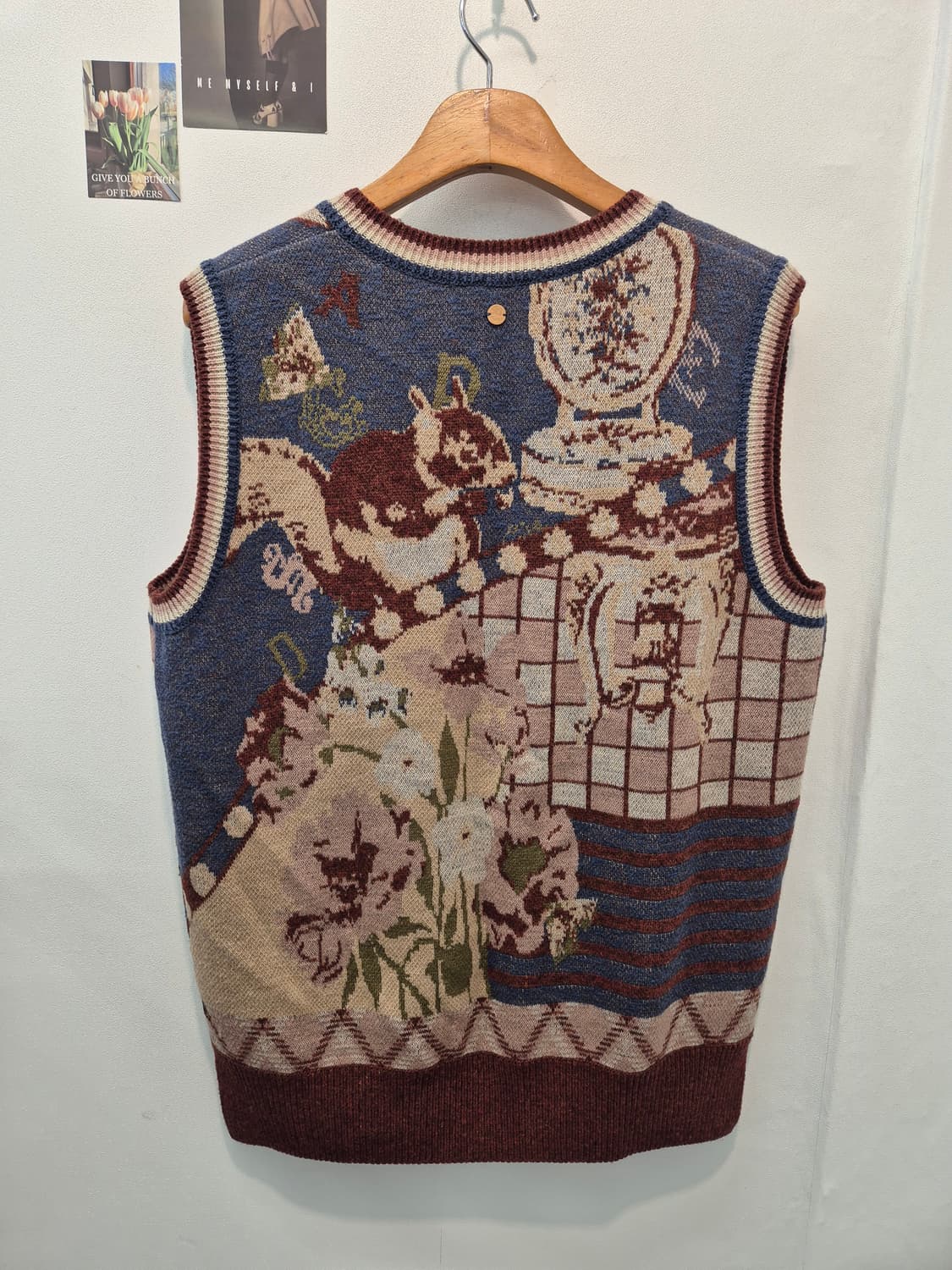 Thursday Island의 독특한 패턴이 돋보이는 니트 조끼 상품이미지4