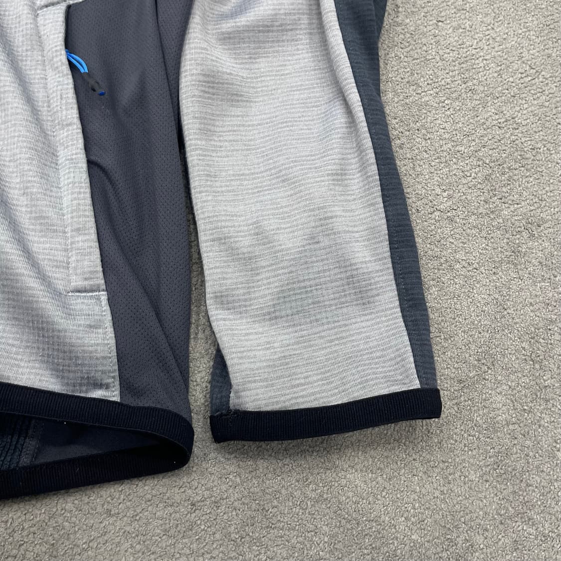 2XL 언더아머 후드 집업 상품이미지3