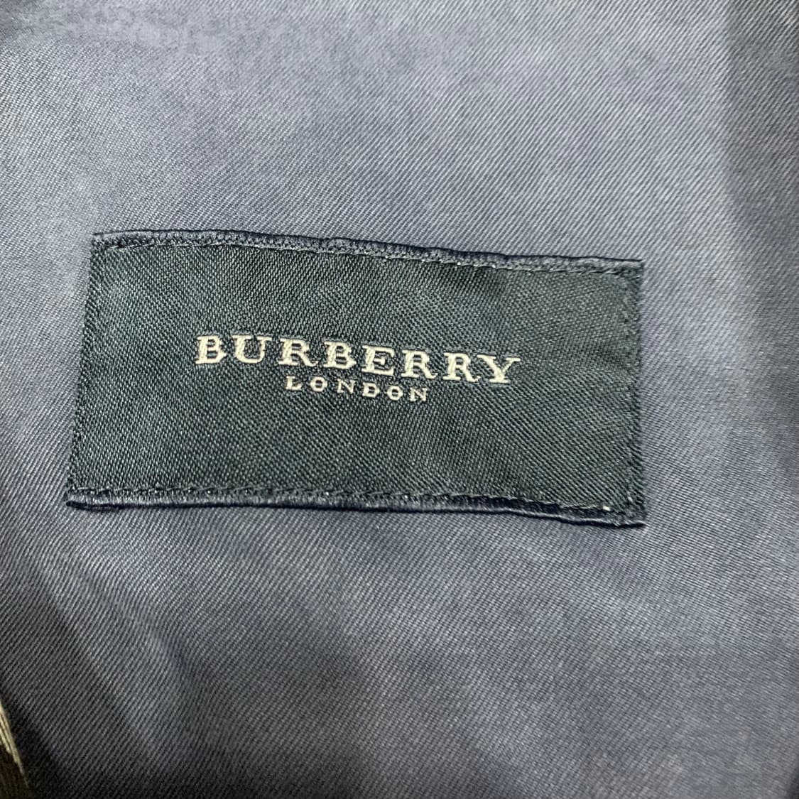 버버리 네이비 자켓(정품) 상품이미지7