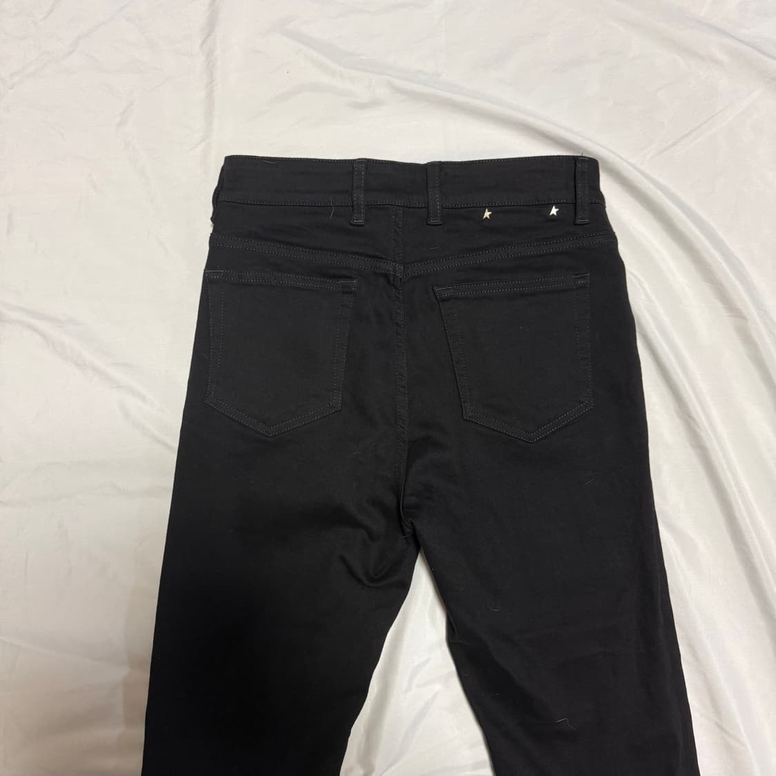 [28] 21FW 골든구스 블랙 데님 팬츠 상품이미지4