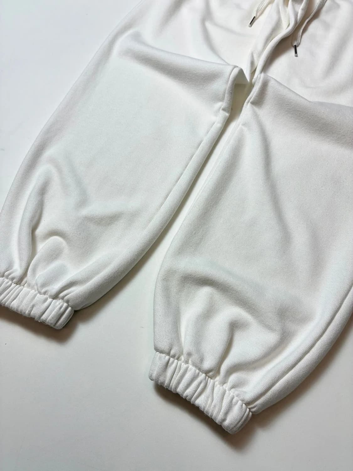 우알롱 볼륨 로고 와이드 조거 스웻 팬츠 PN8726 상품이미지4