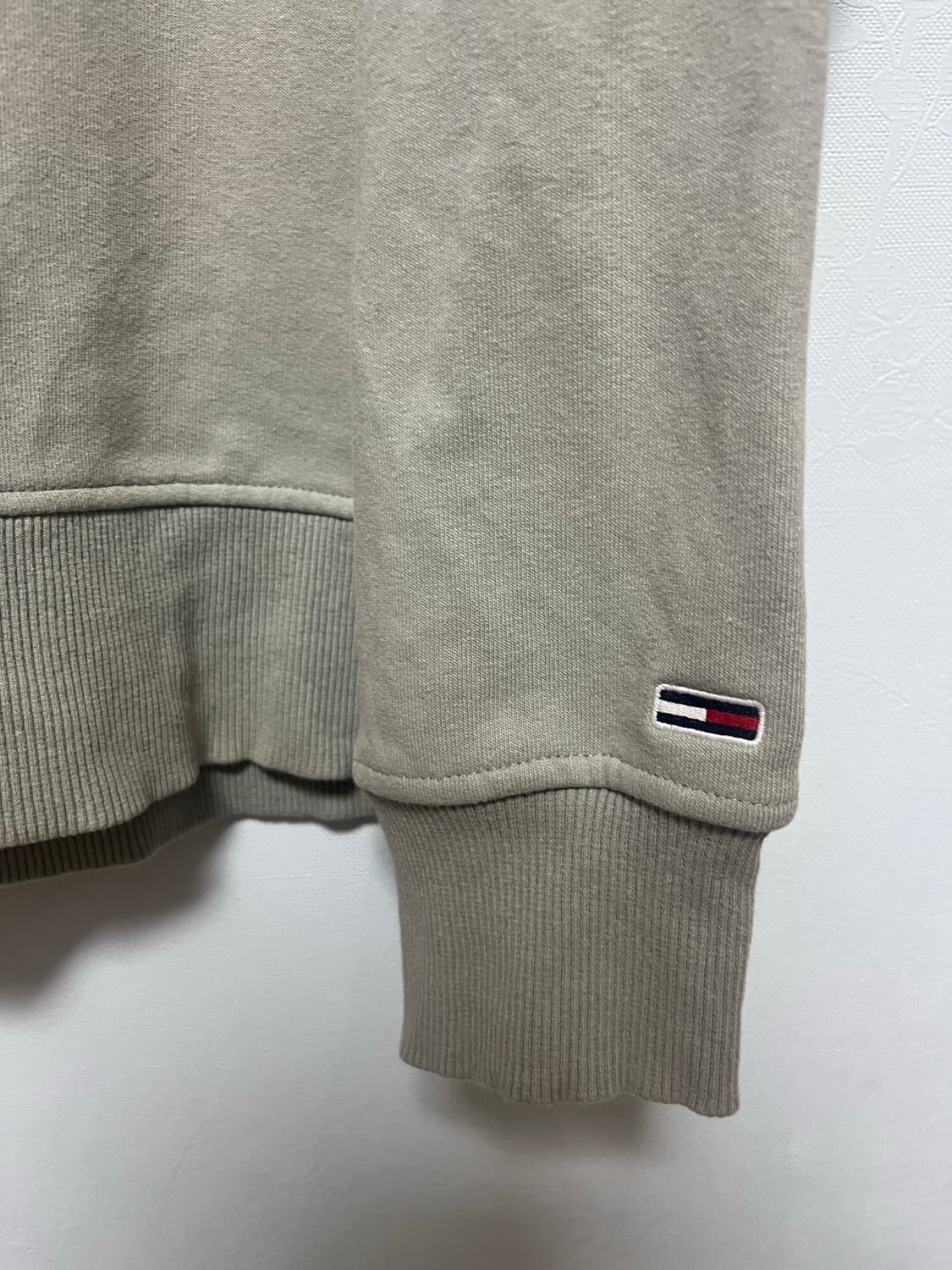 타미 진스(tommy jeans) 맨투맨 상품이미지4