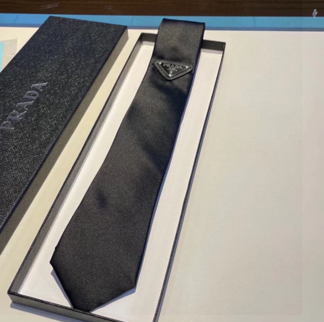프라다 넥타이 상품이미지1