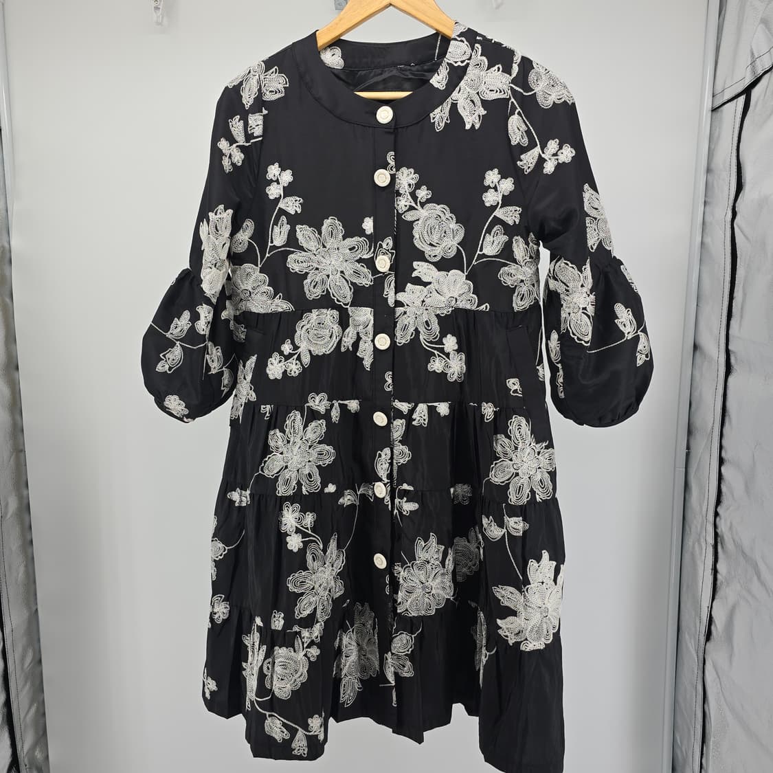 블랙 플라워 자수 셔츠 원피스 66 상품이미지1