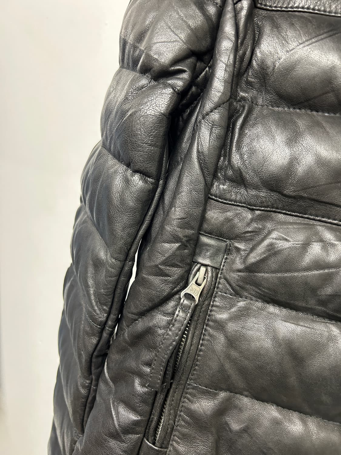 파라점퍼스 양가죽 블랙 롱 패딩 상품이미지4