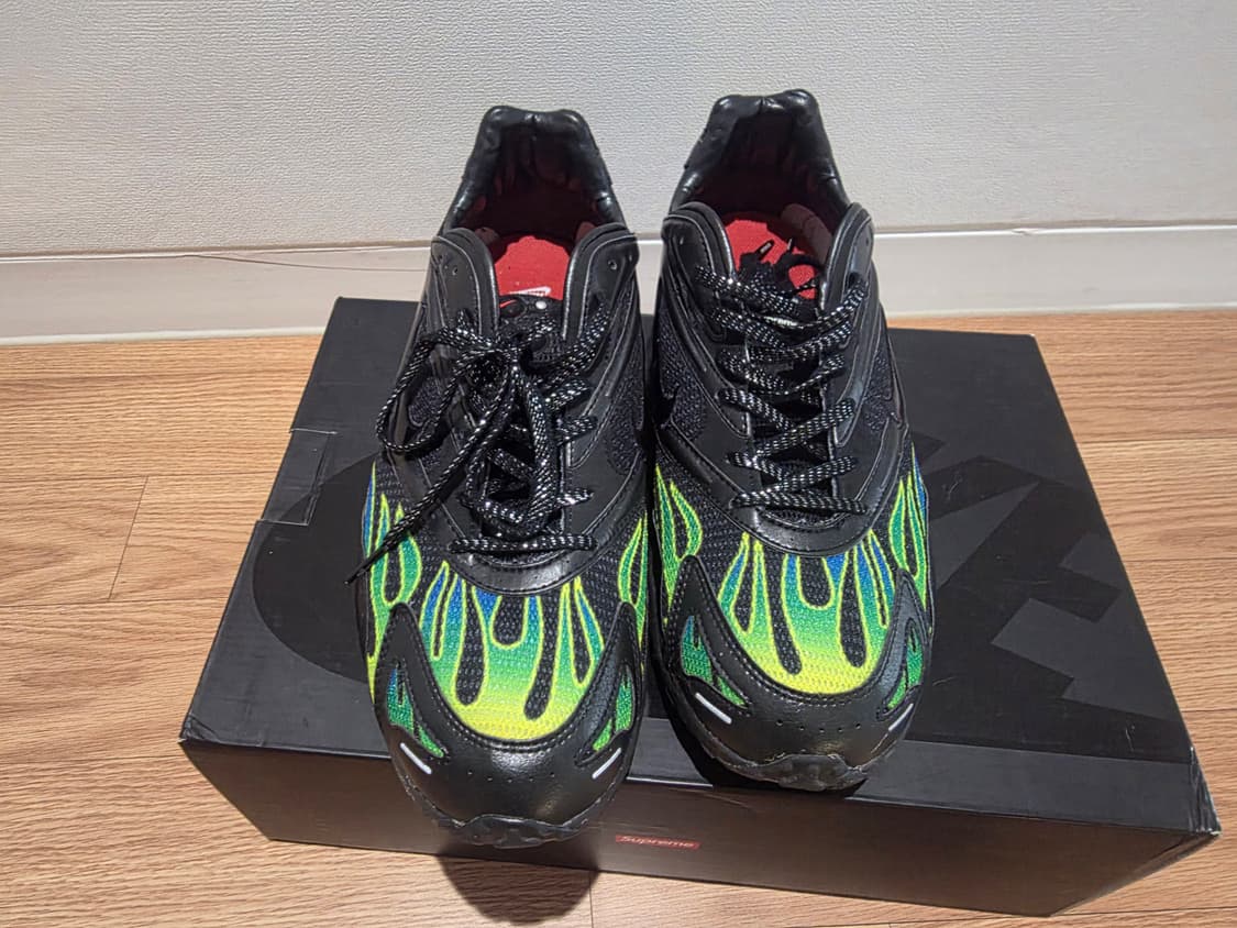 나이키 x 슈프림 줌 스트릭 스펙트럼 플러스 280 상품이미지3