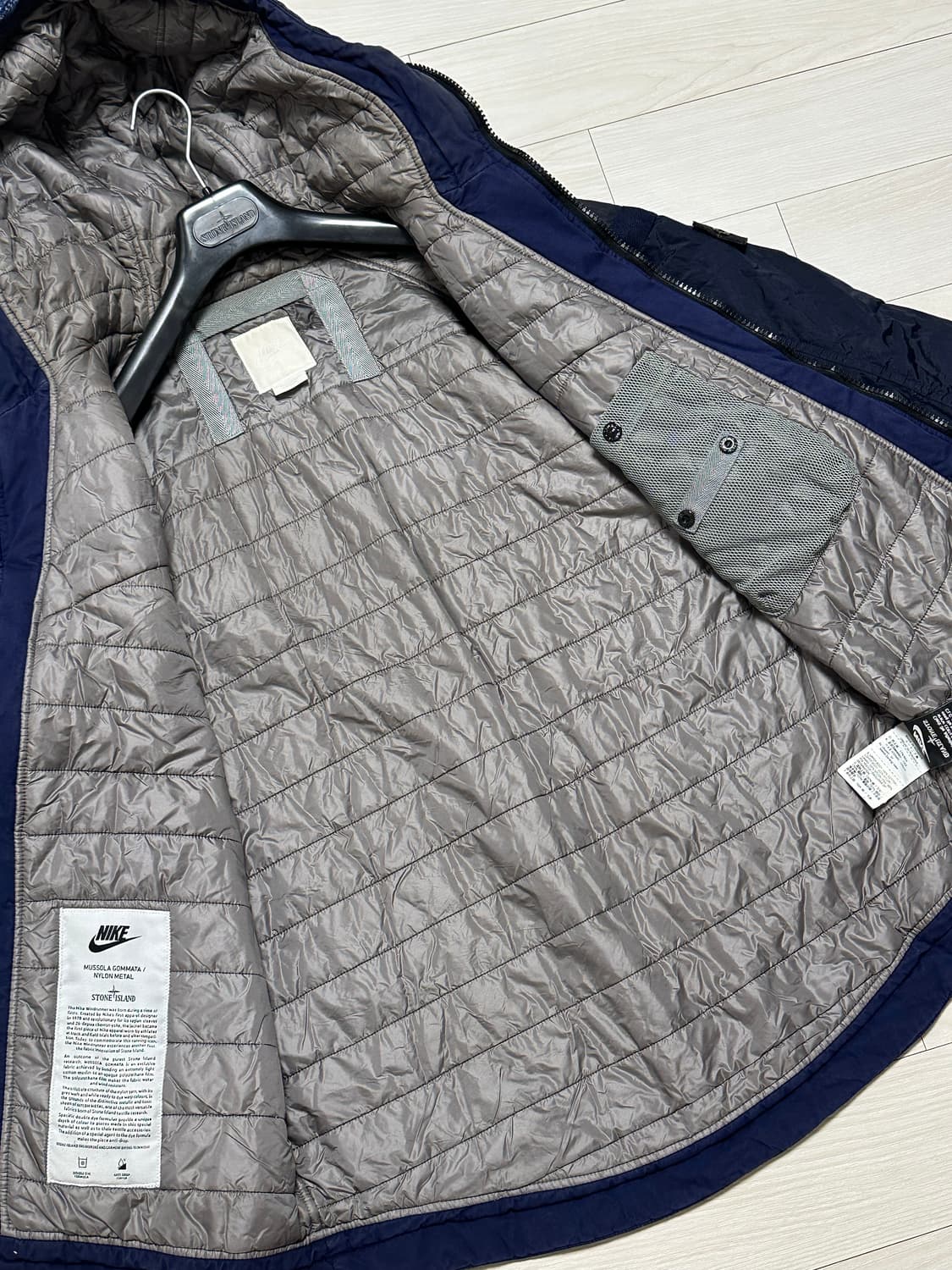 스톤아일랜드 x 나이키 무솔라 윈드러너 점퍼 M(105) 상품이미지6