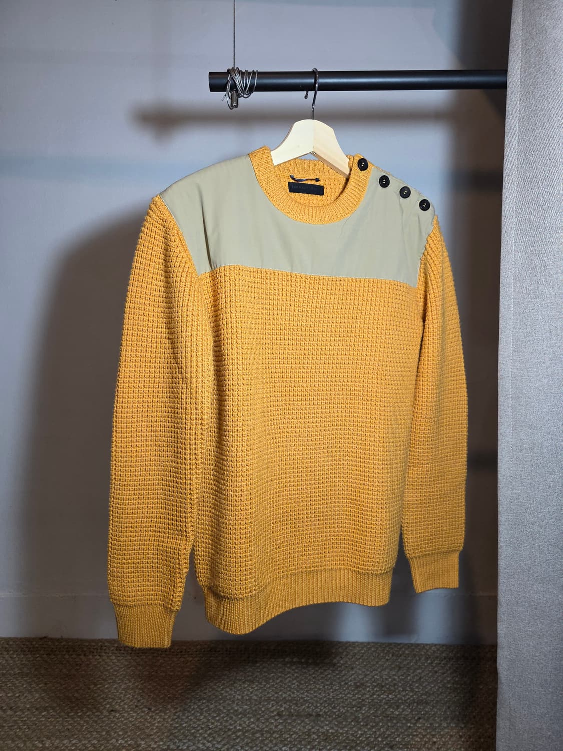 Jun hashimoto buttoned shoulder sweater 상품이미지2