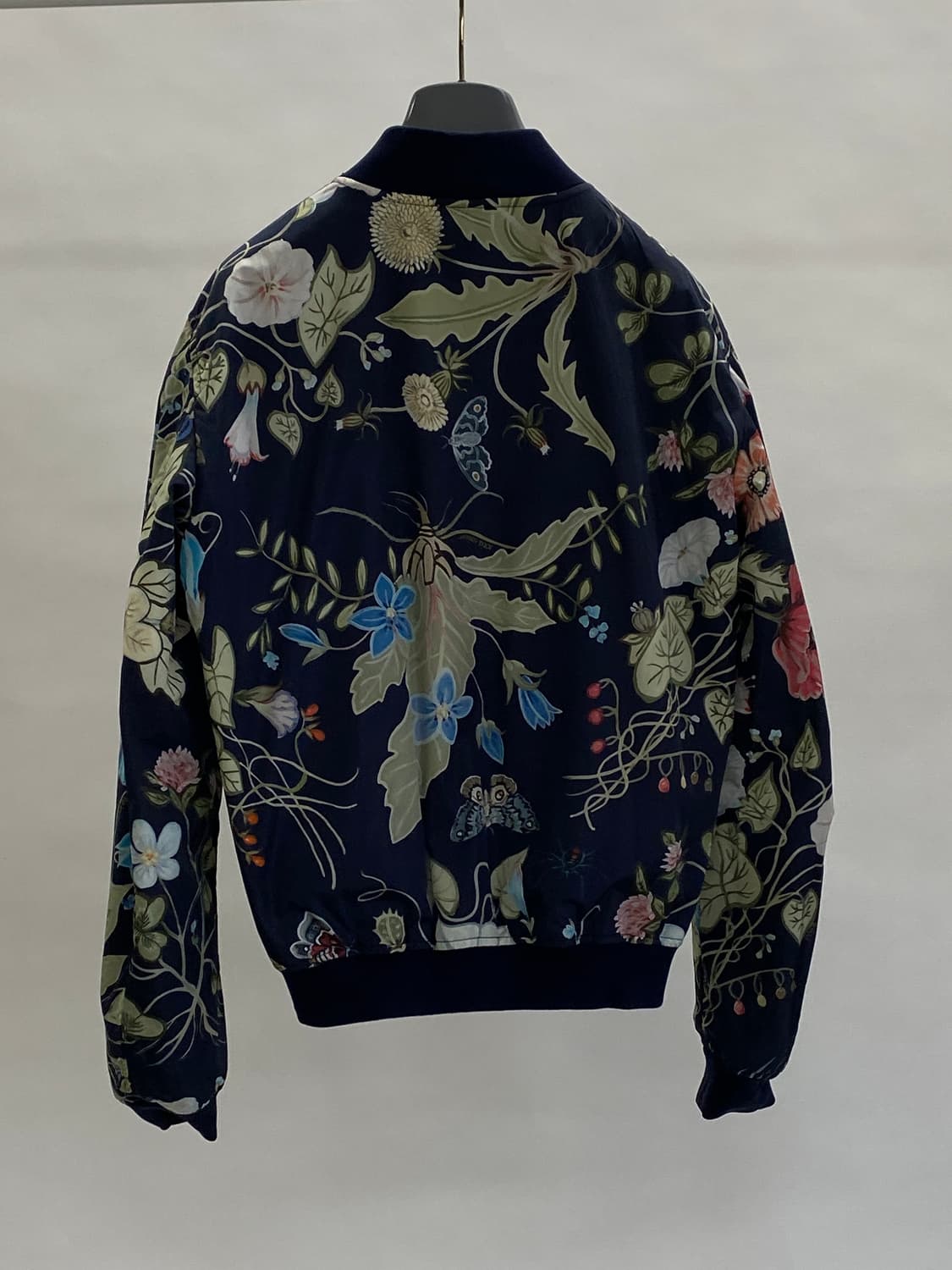 구찌 플로럴 봄버 자켓 네이비 50 상품이미지2
