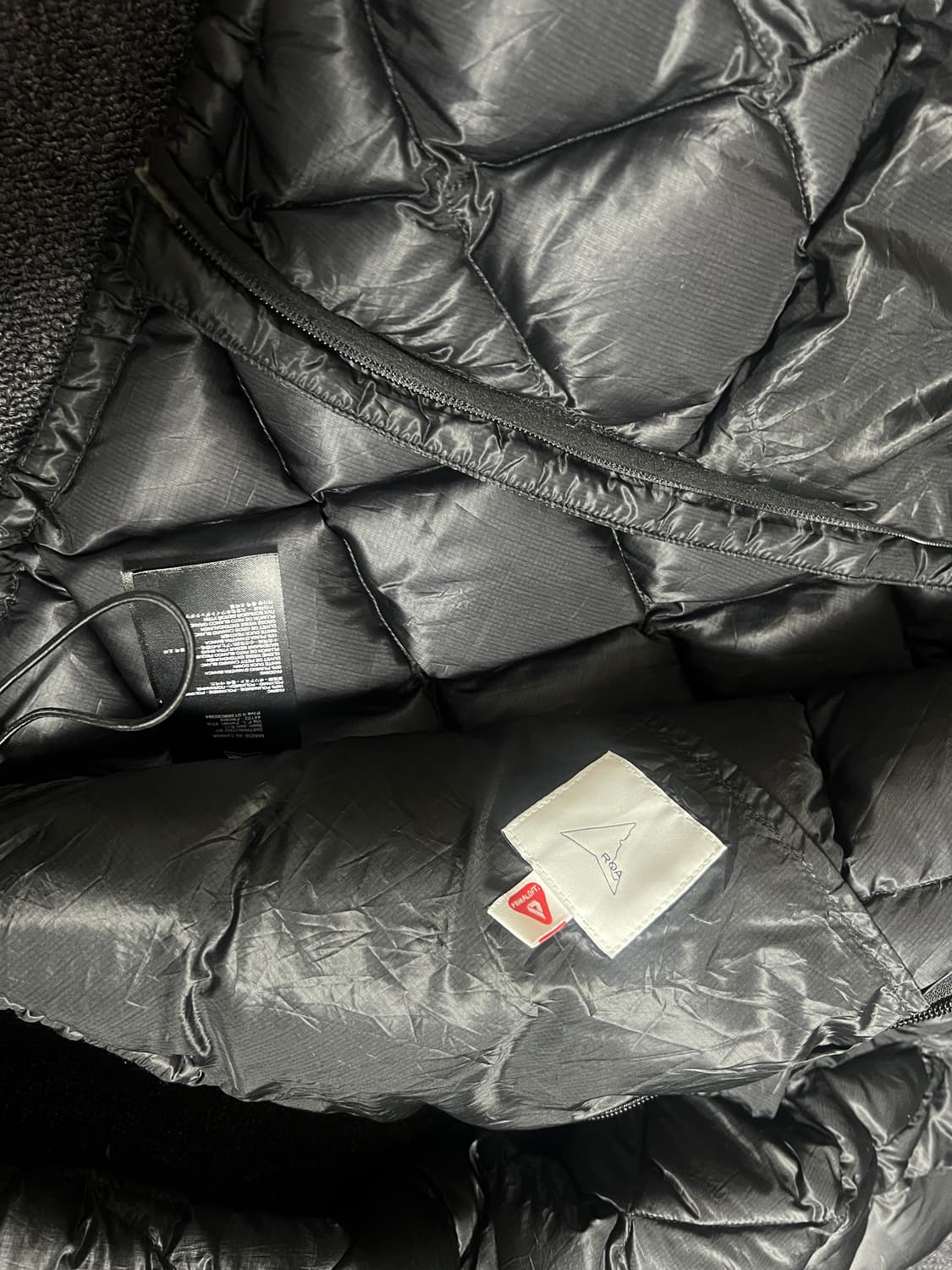 로아 라이트 다운 자켓 블랙 L 상품이미지6