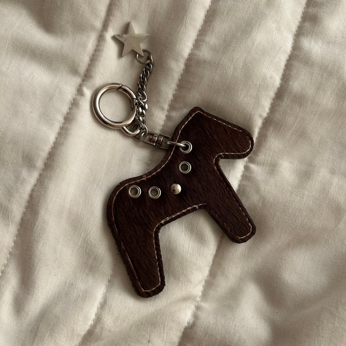 샌드뮤지엄 PONY KEYRING [Brown] 상품이미지2