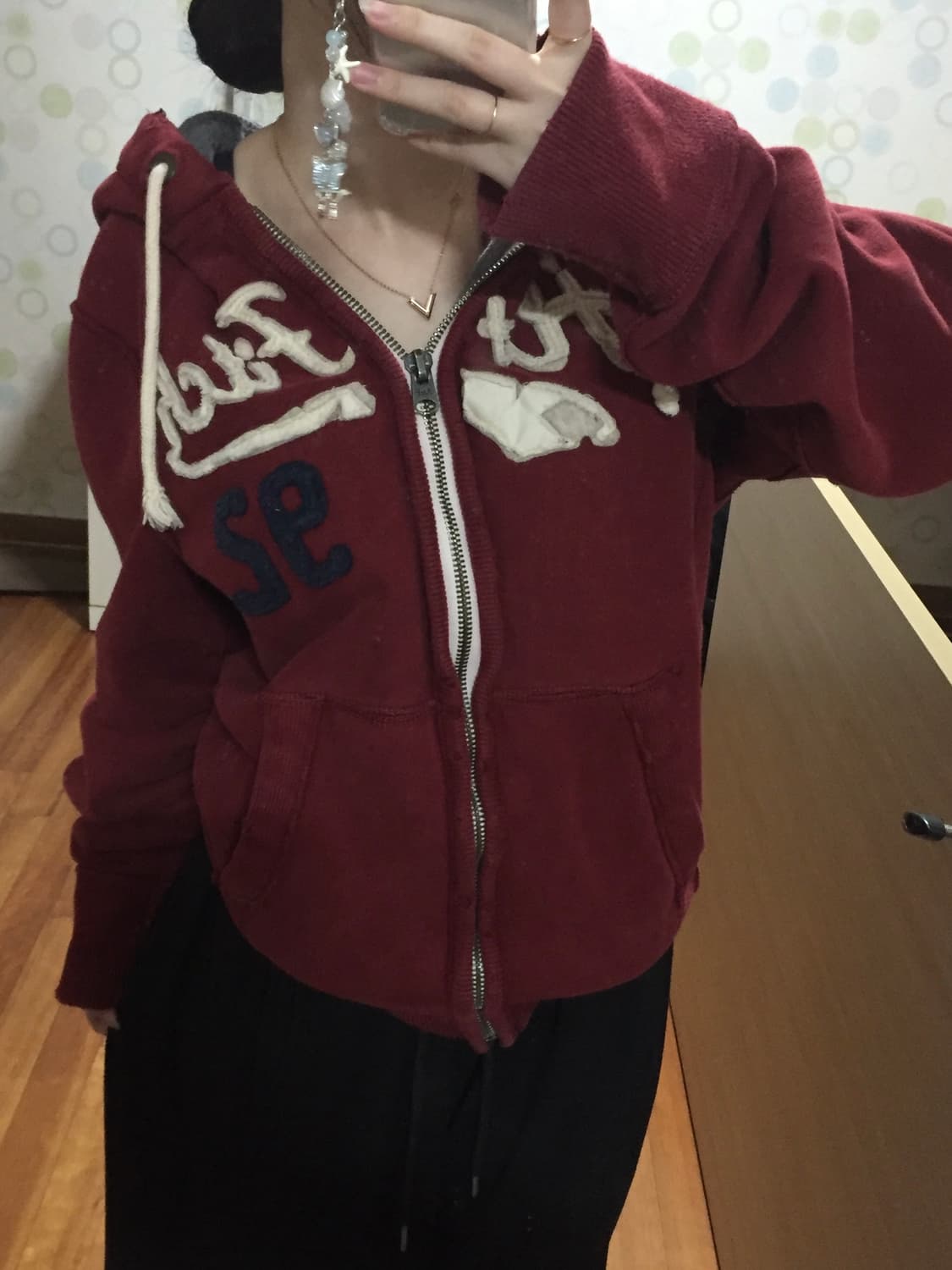 아베크롬비 버건디 데미지 디테일 후드집업 상품이미지1