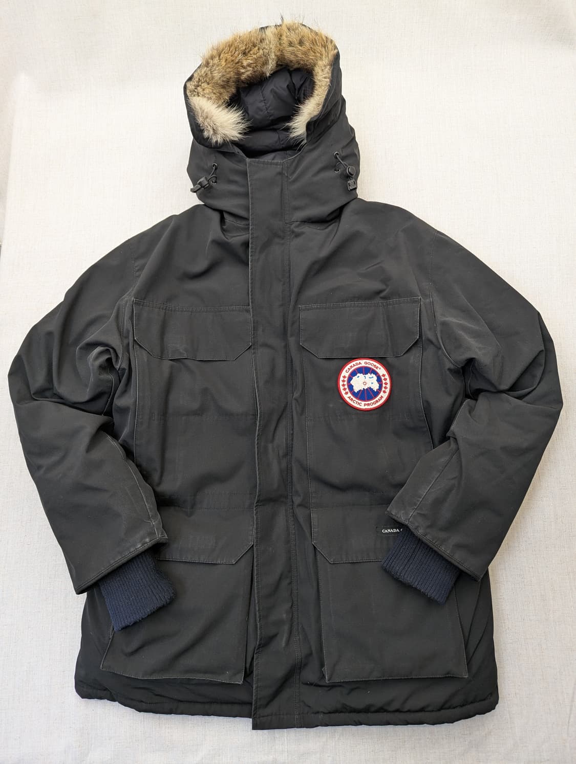 캐나다구스 블랙 패딩 점퍼 상품이미지1