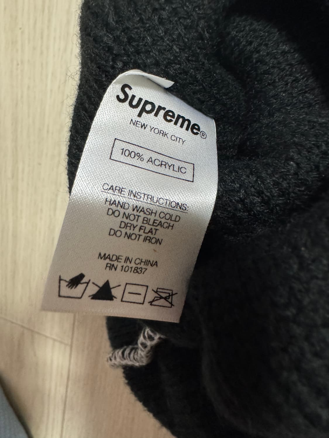 슈프림 방울모자 정품 상품이미지3