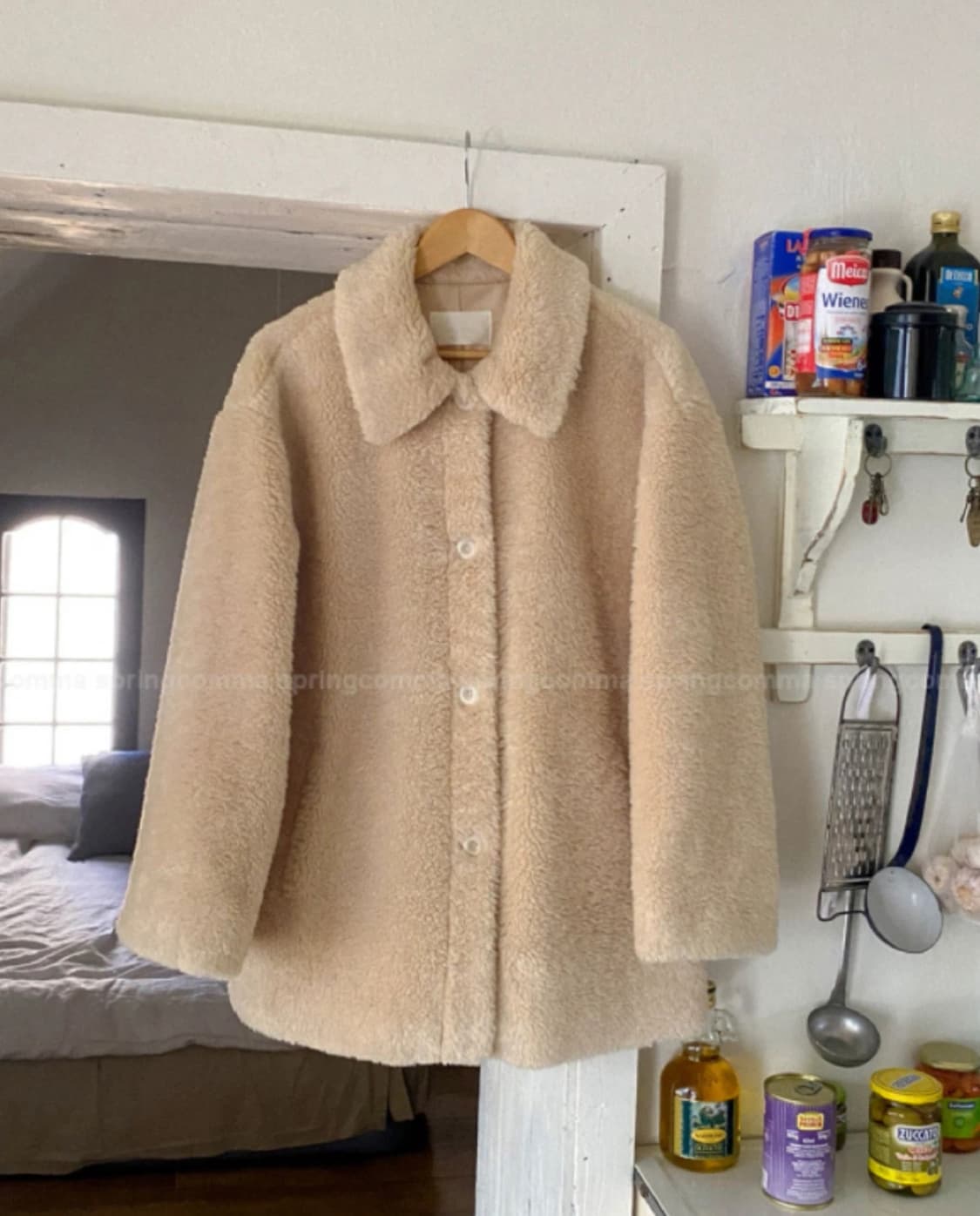 스프링콤마 크리미 덤블 하프 무스탕 코트 상품이미지3