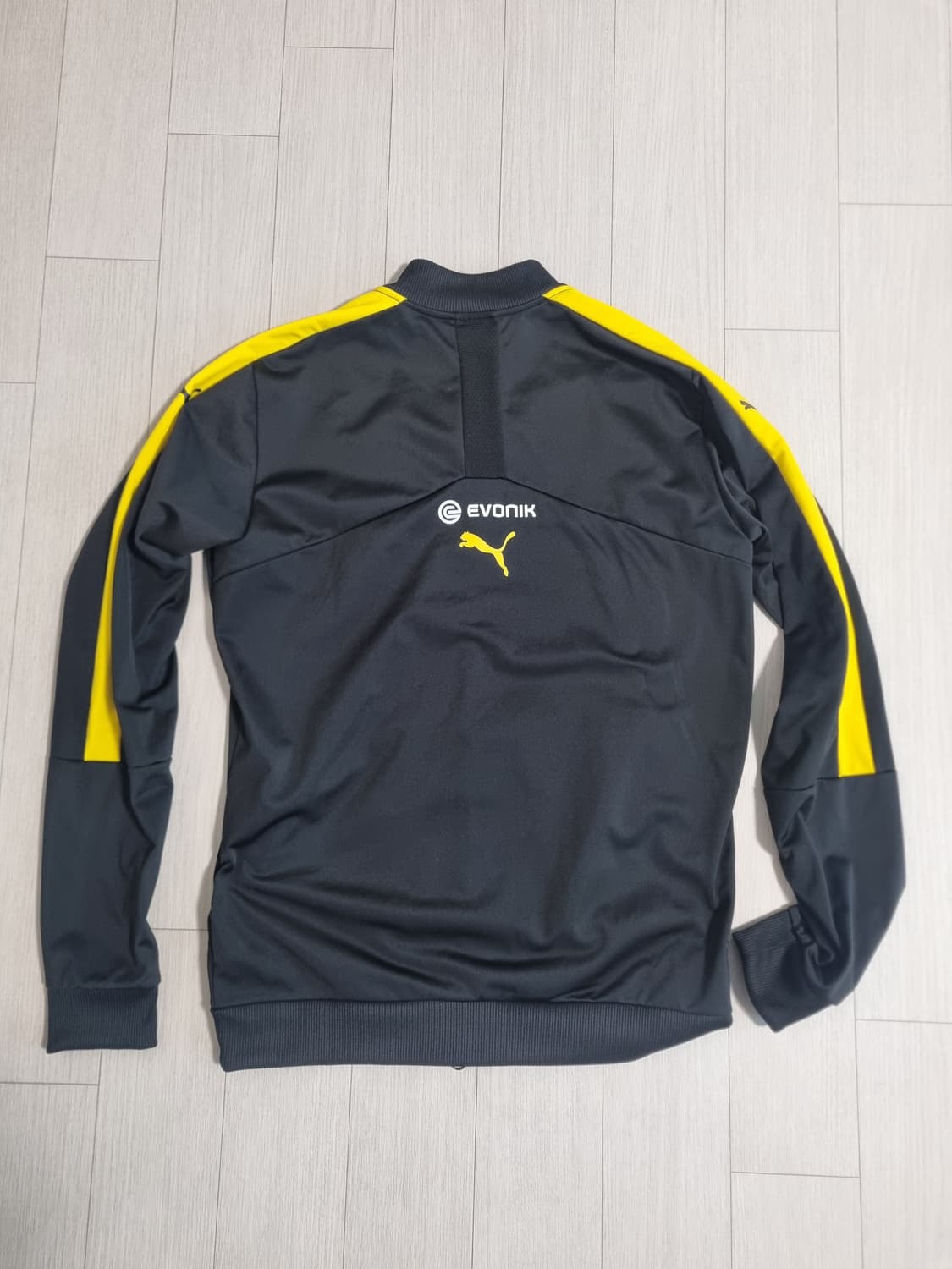 16-17 도르트문트 트랙탑 상품이미지2