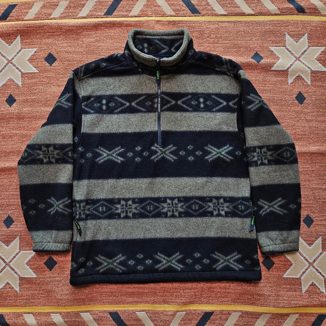 90s 에디바우어 아즈텍 플리스 풀오버 상품이미지1