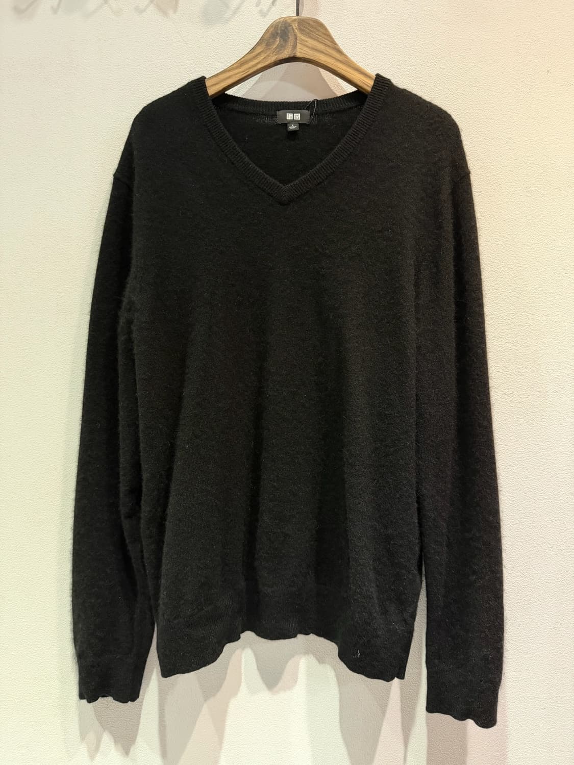 UNIQLO cashmere 100% v넥 니트 상품이미지2