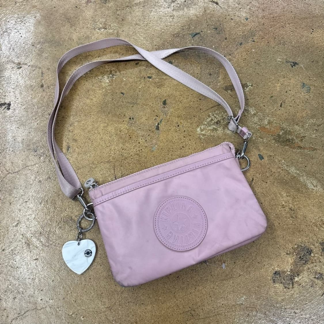 키플링 리리 연보라 핑크 퍼플 크로스백 키링  상품이미지1