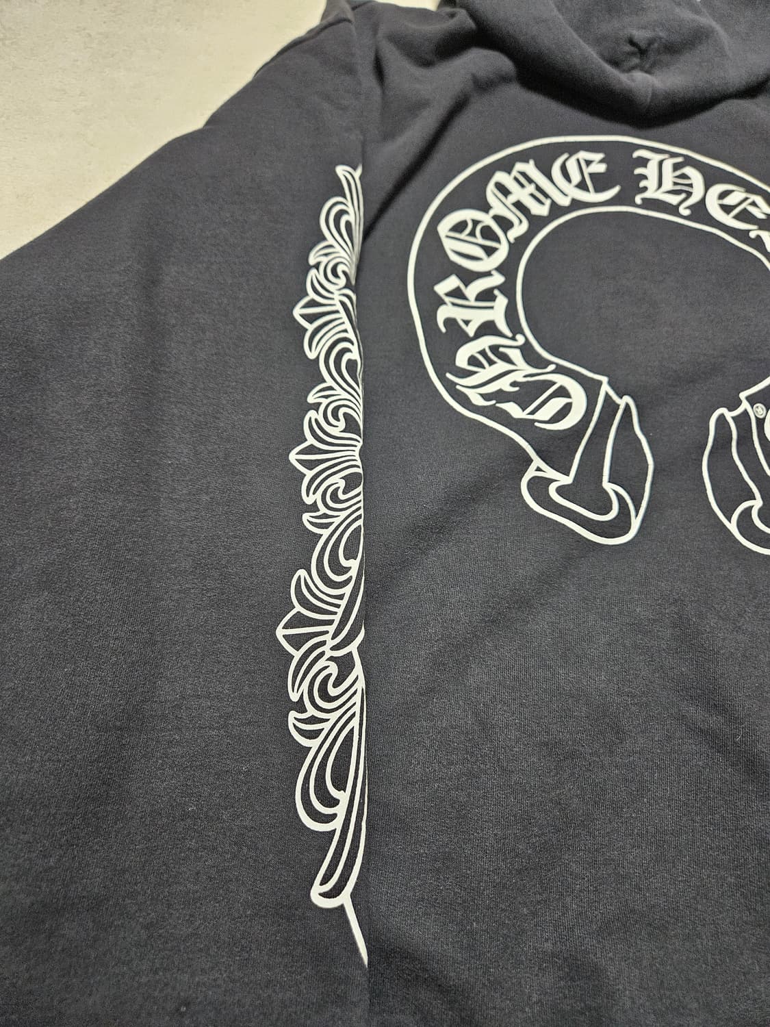 [XXL] 크롬하츠 홀스슈 플로랄 퍽유 후드티 상품이미지3